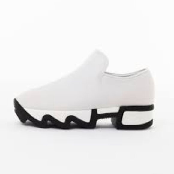 New: IRI WES White LOW TOP SNEAKER